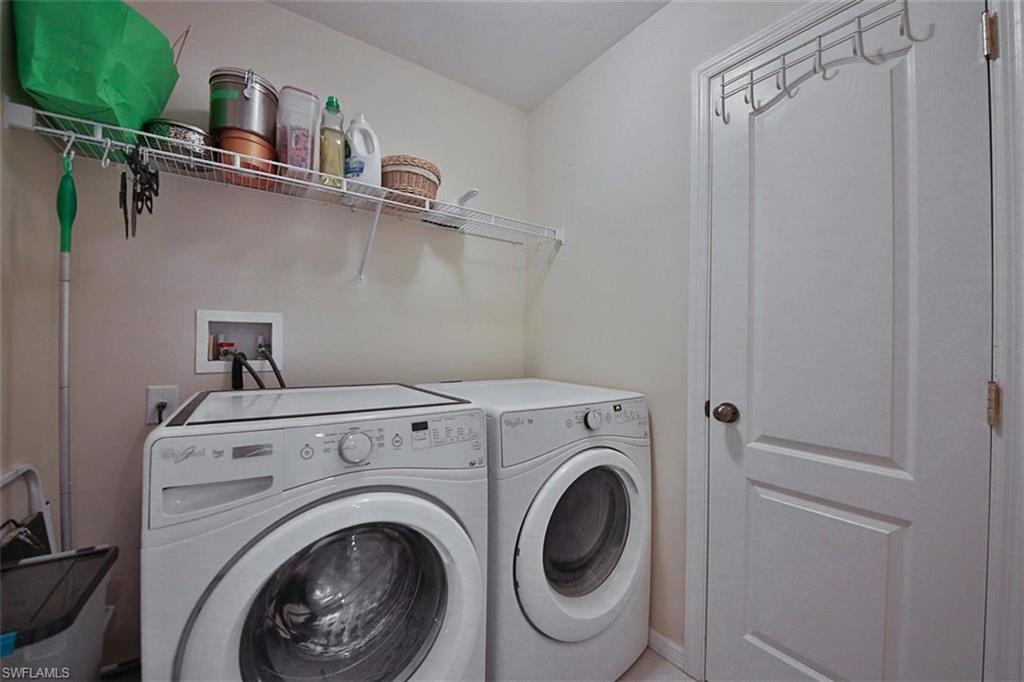 GATOR CIRCLE - Residential