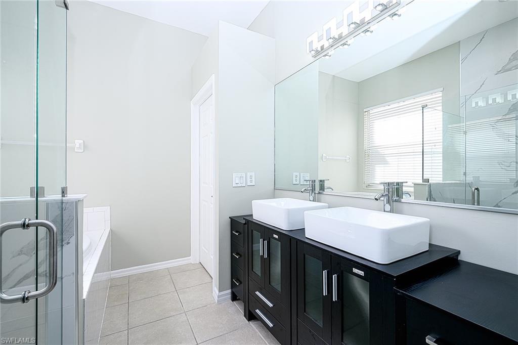 STONEYBROOK - Residential