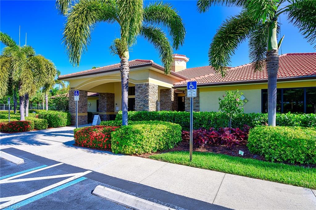 STONEYBROOK - Residential