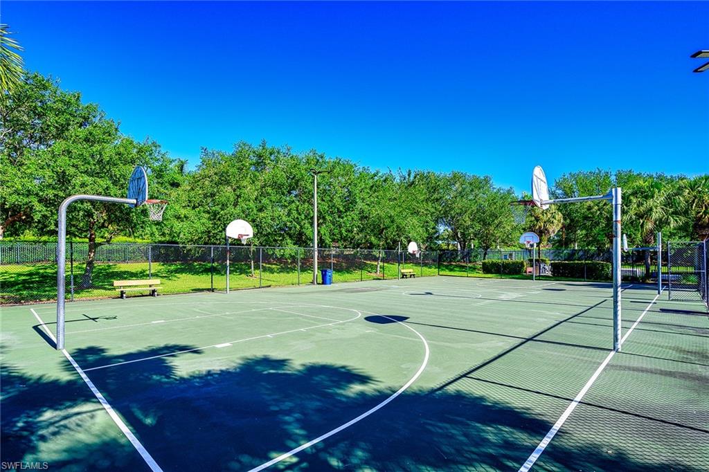 STONEYBROOK - Residential