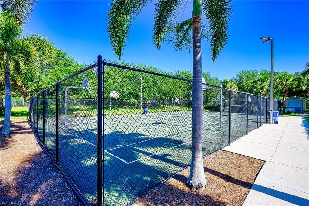 STONEYBROOK - Residential