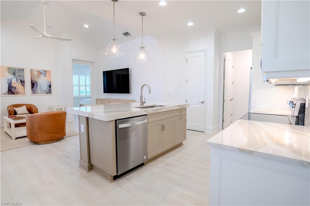 ISLES OF COLLIER PRESERVE - Residential