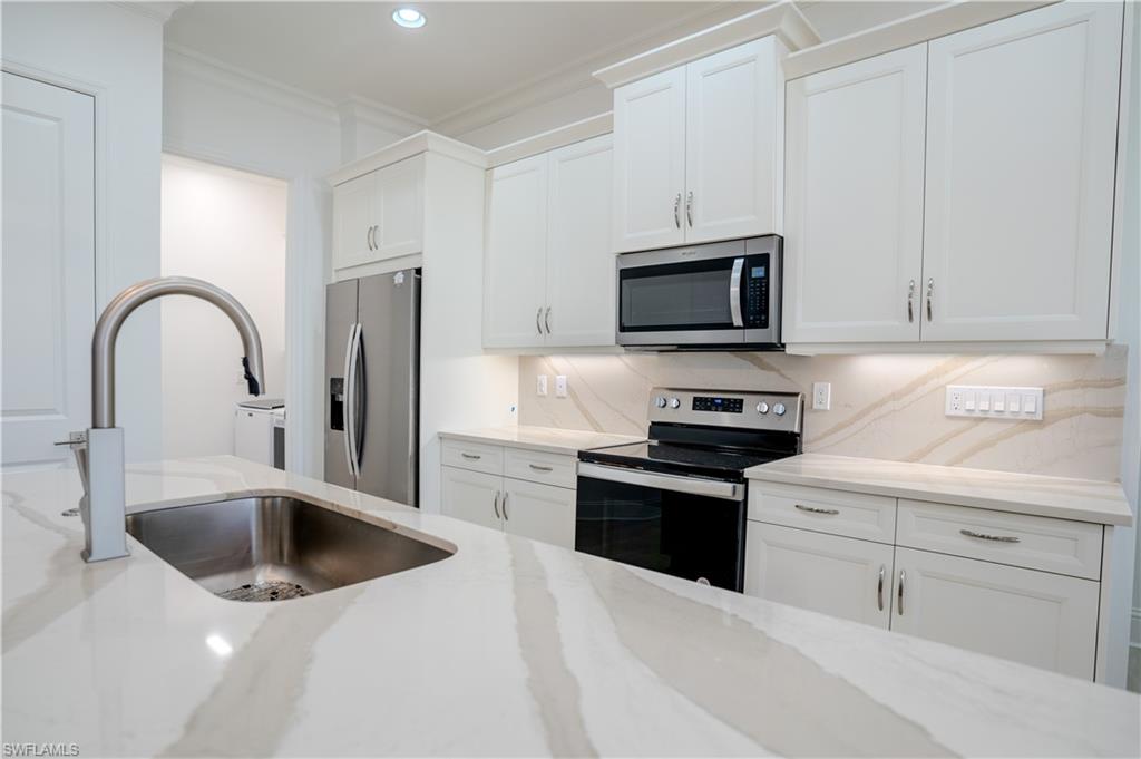 ISLES OF COLLIER PRESERVE - Residential