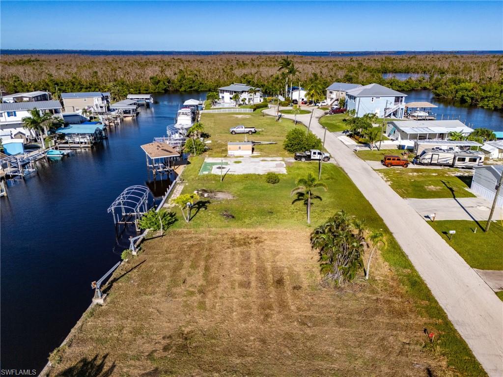 ISLE OF PINES - Land