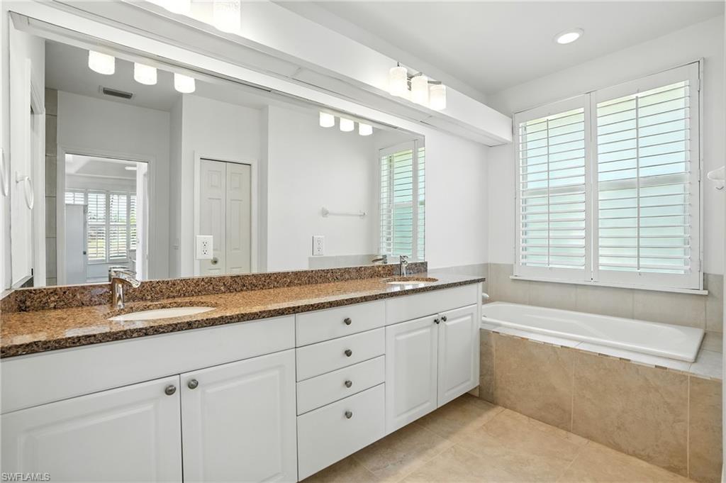 LONGSHORE LAKE - Residential