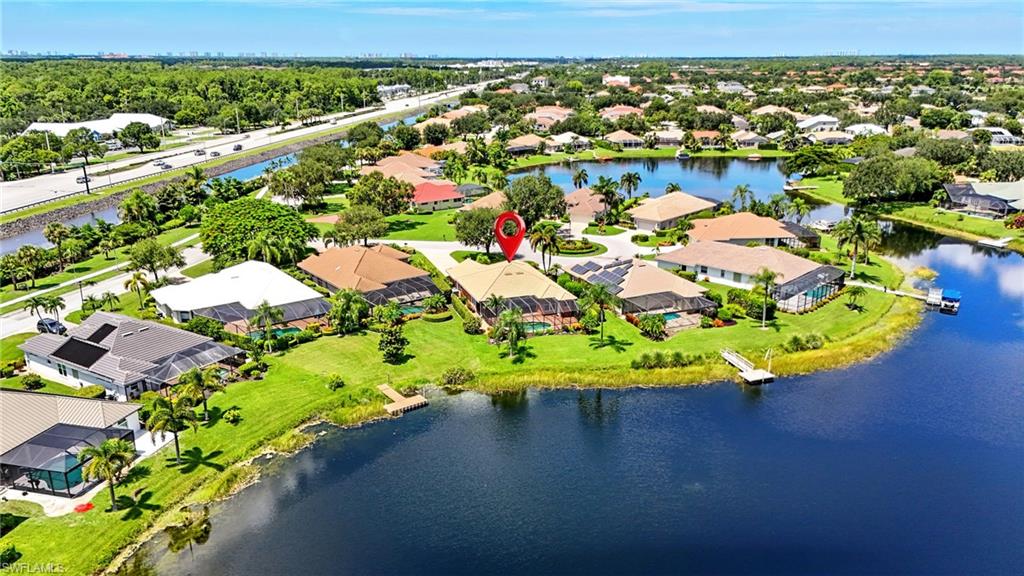 LONGSHORE LAKE - Residential