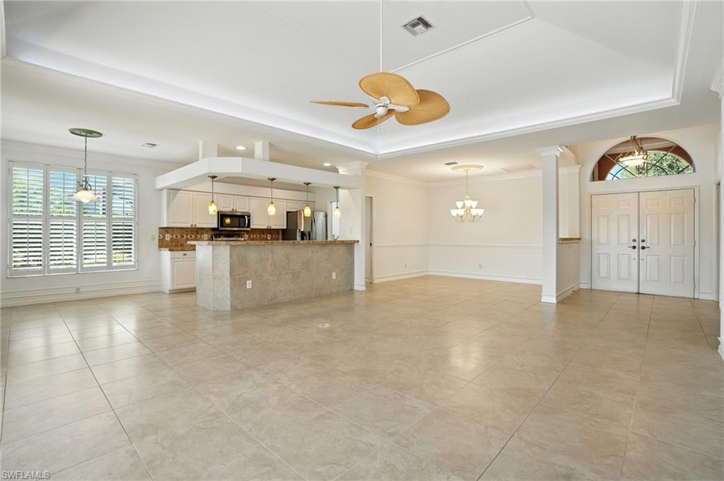 LONGSHORE LAKE - Residential