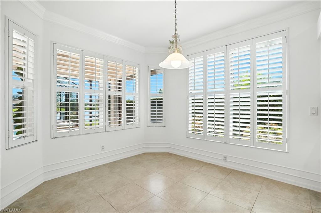 LONGSHORE LAKE - Residential