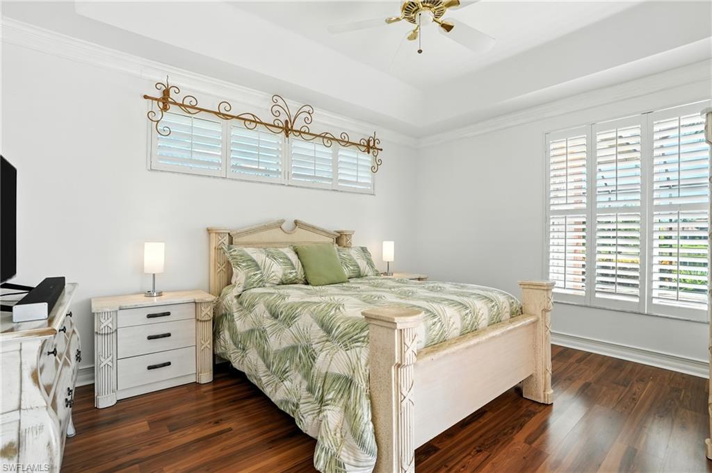 LONGSHORE LAKE - Residential