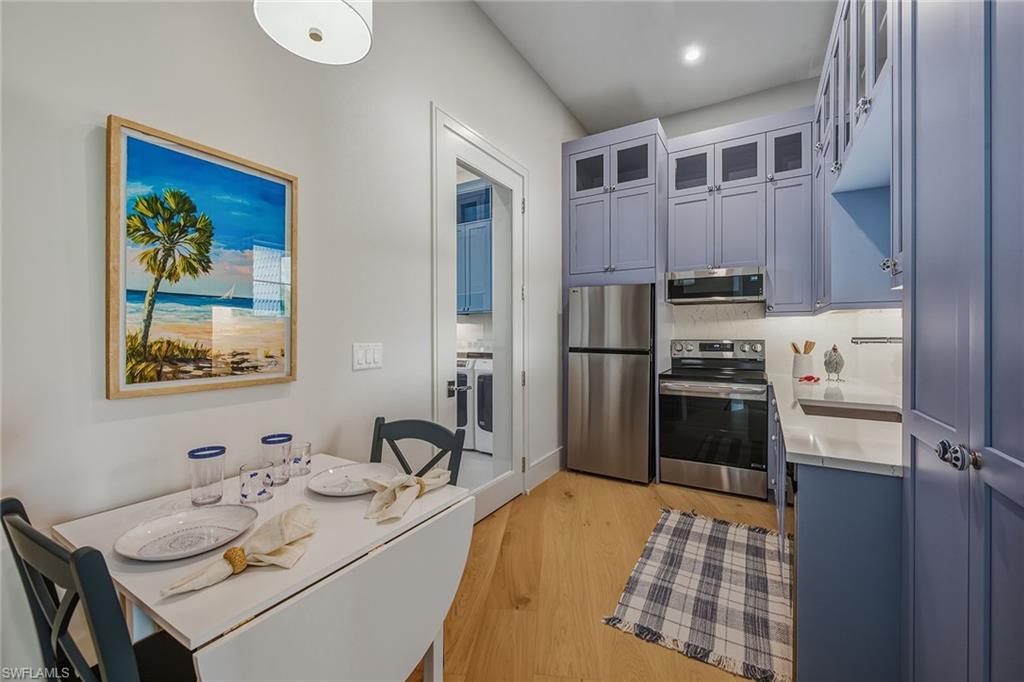 MARCO ISLAND - Residential