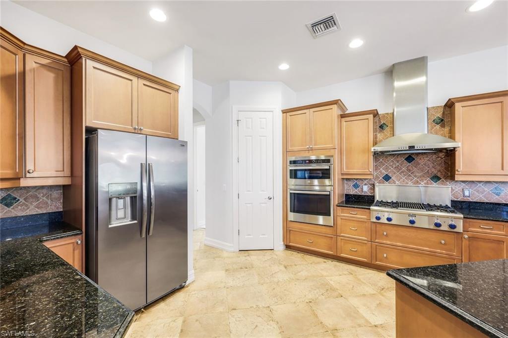 BANYAN WOODS - Residential