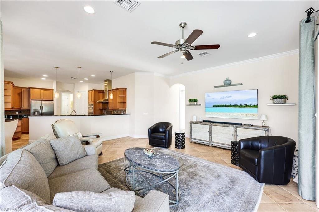 BANYAN WOODS - Residential