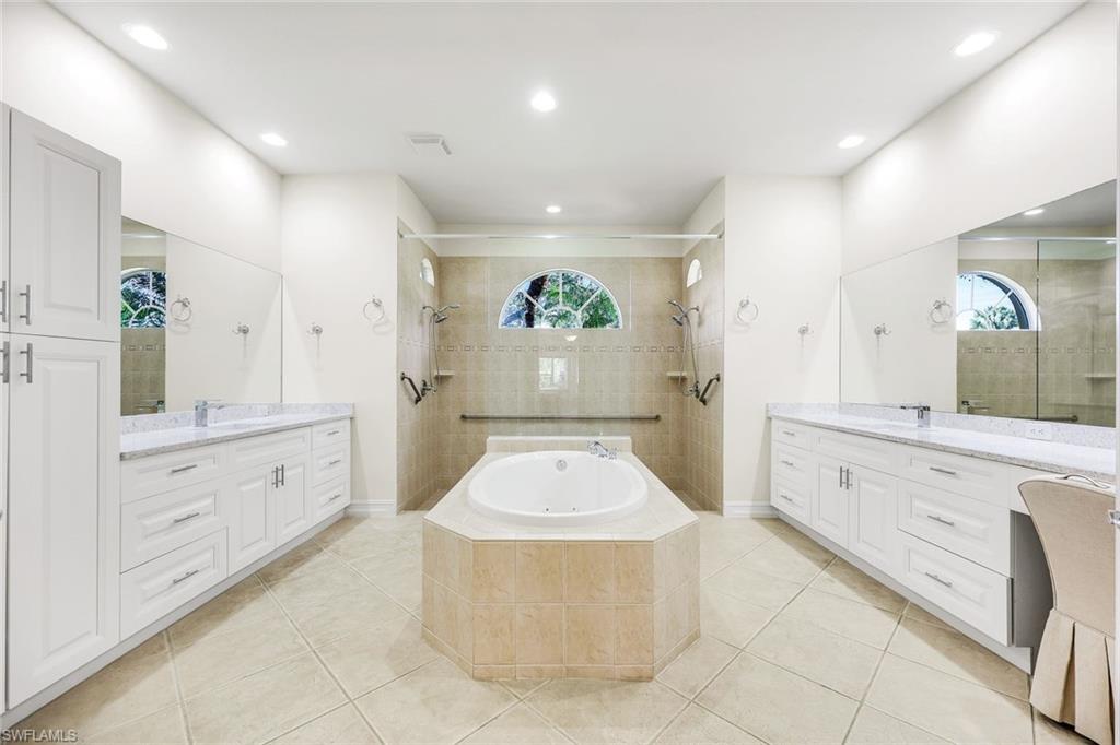 BANYAN WOODS - Residential