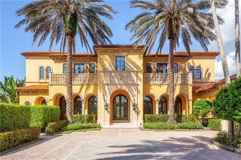 ESCADA AT TIBURON - Residential