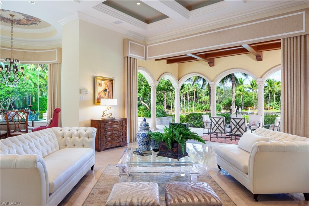 ESCADA AT TIBURON - Residential