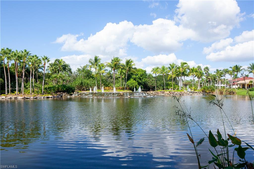 ESCADA AT TIBURON - Residential