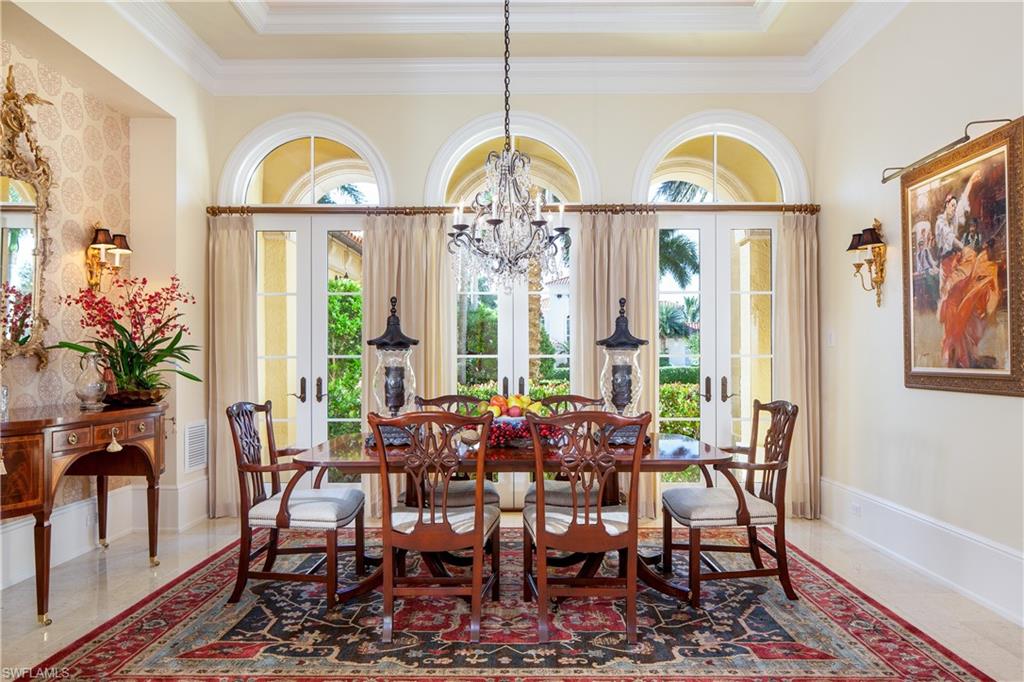 ESCADA AT TIBURON - Residential