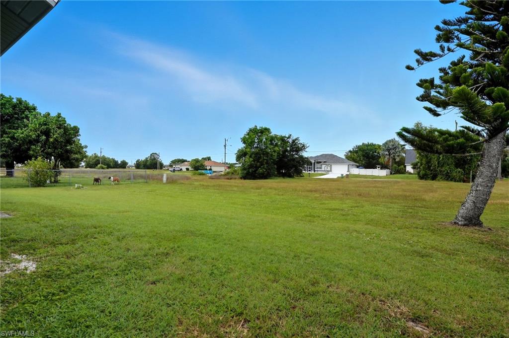 CAPE CORAL - Residential