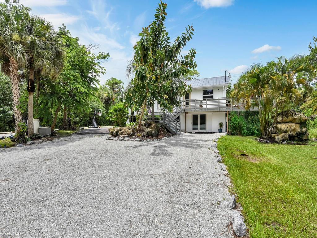 GOLDEN GATE ESTATES - Residential