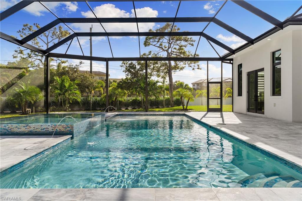 PINE RIDGE - Residential