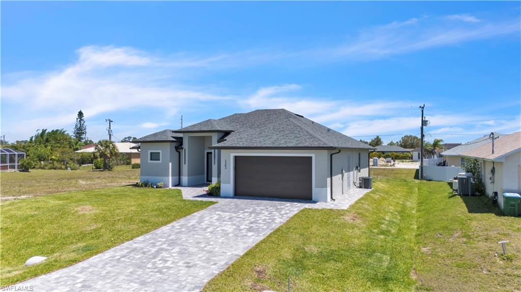 CAPE CORAL - Residential