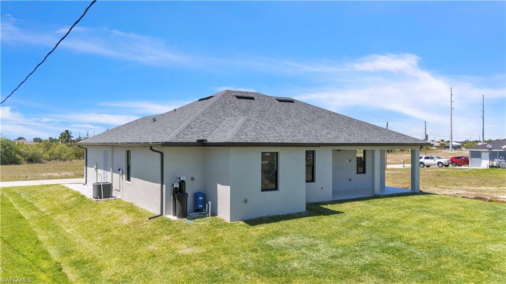 CAPE CORAL - Residential