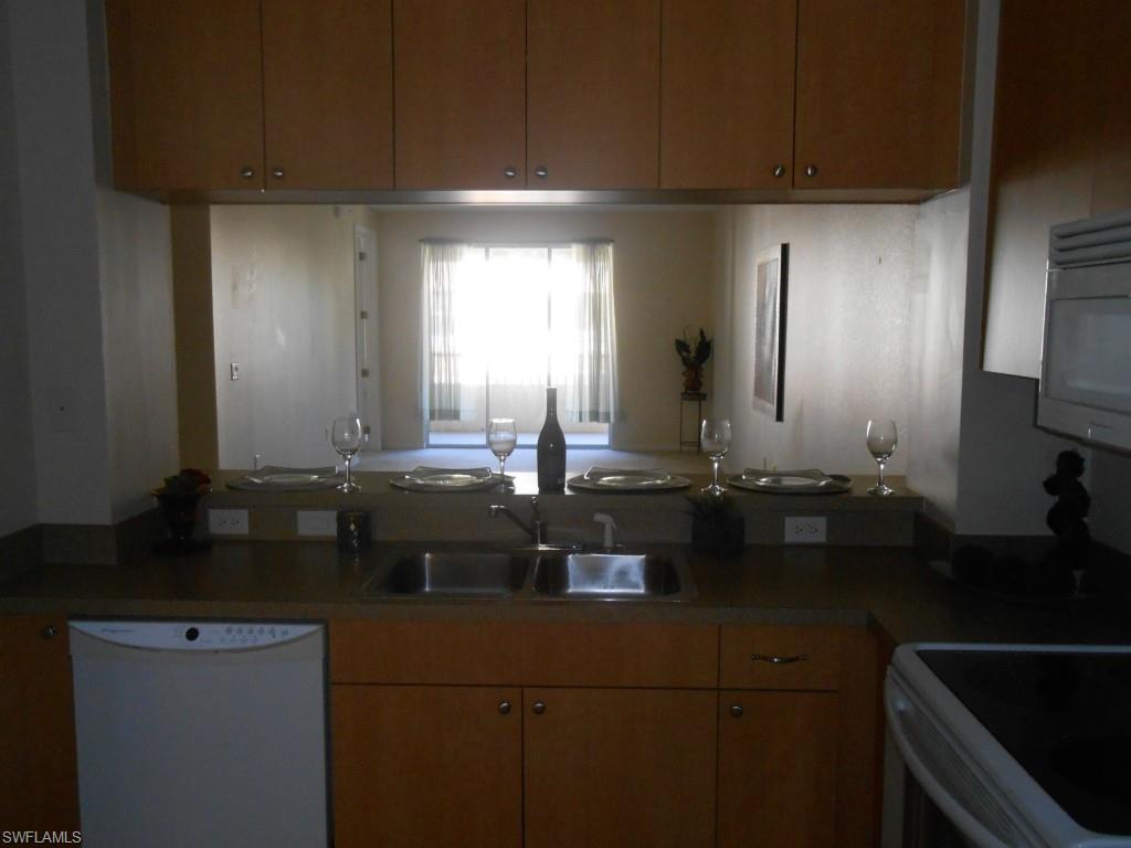 VAN LOON COMMONS - Residential