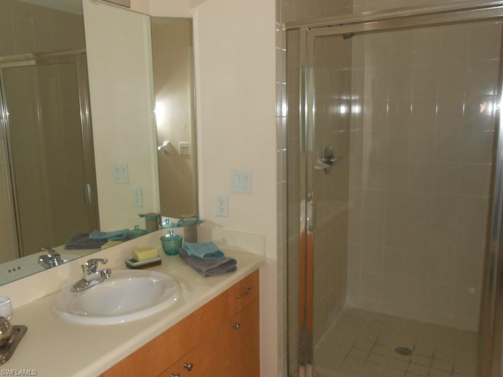 VAN LOON COMMONS - Residential