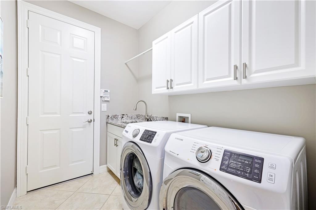 SATURNIA LAKES - Residential