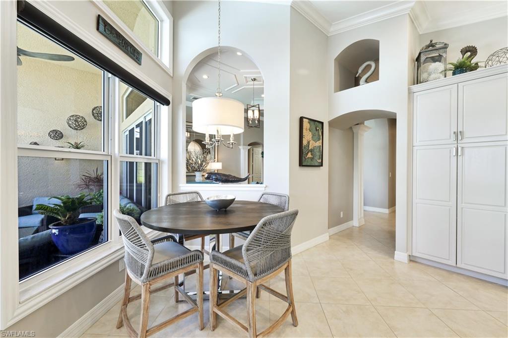 SATURNIA LAKES - Residential