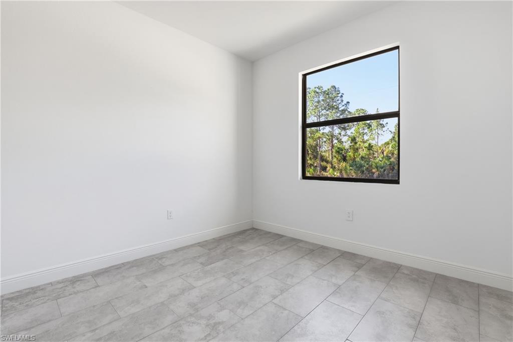 PORT LABELLE - Residential Lease