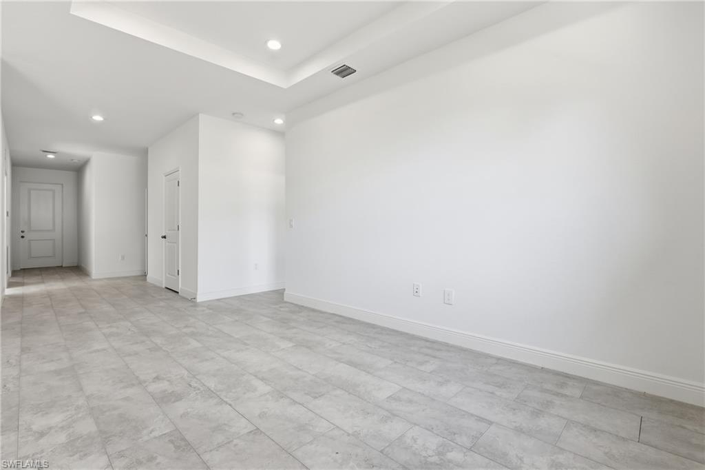 PORT LABELLE - Residential Lease