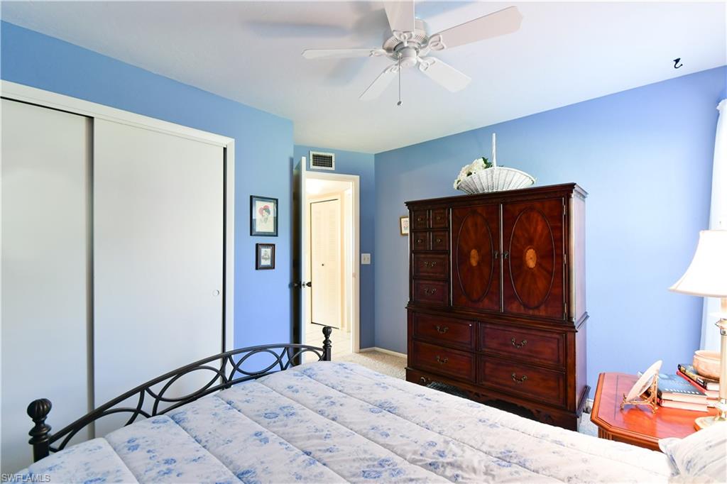 LOCHMOOR VILLAS - Residential