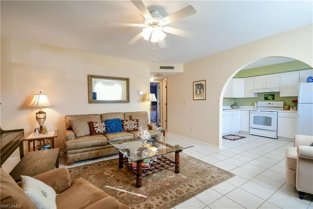 LOCHMOOR VILLAS - Residential