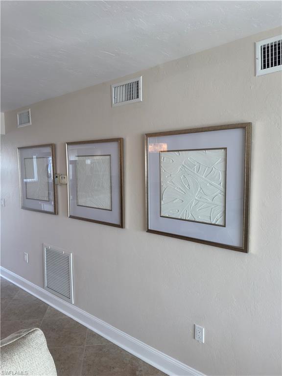 CARLOS POINTE - Residential