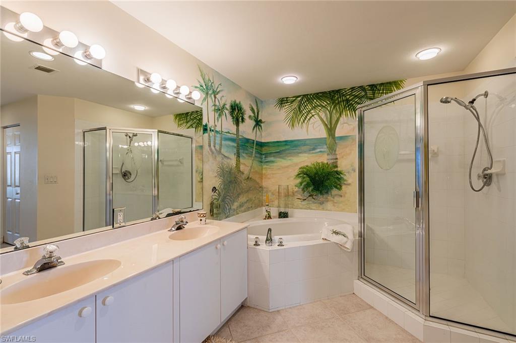 COURTYARD TOWERS - Residential