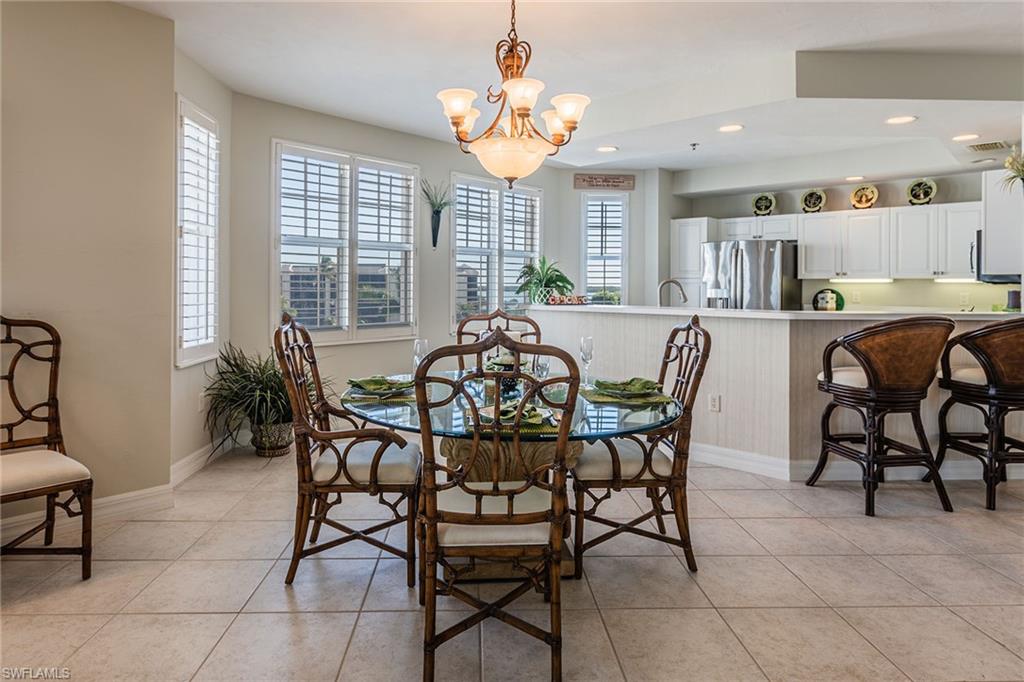 COURTYARD TOWERS - Residential