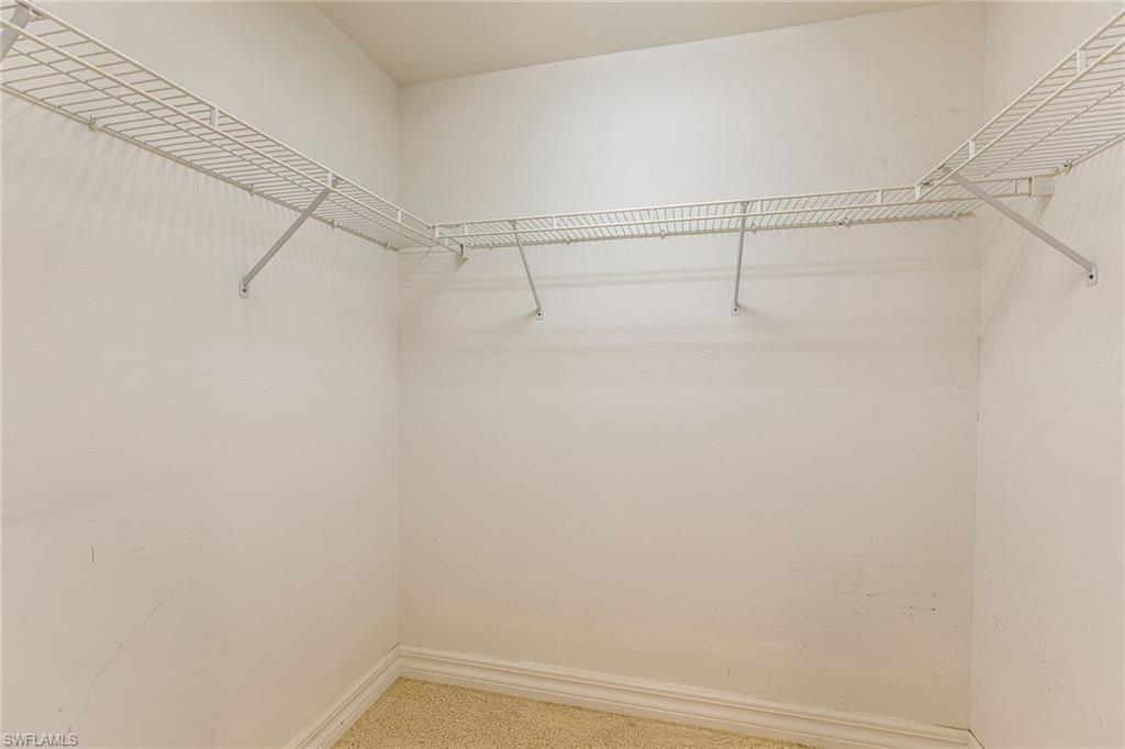 COURTYARD TOWERS - Residential