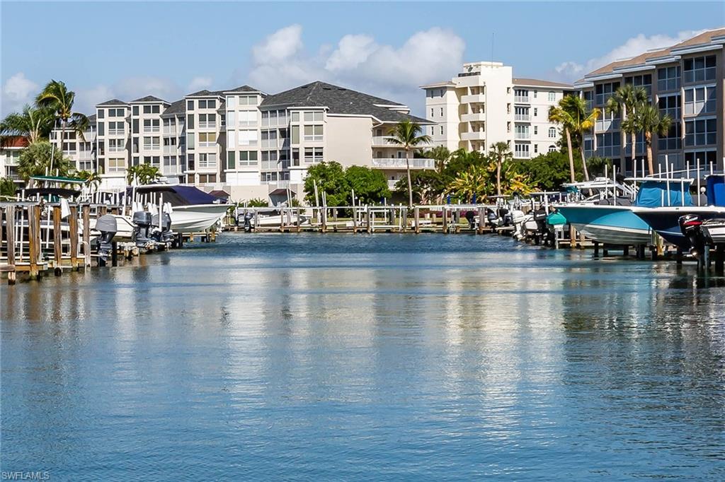 COURTYARD TOWERS - Residential