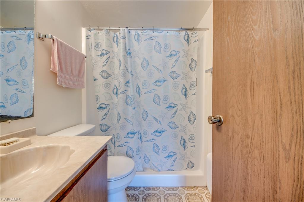 COUNTRY PINES CONDO - Residential