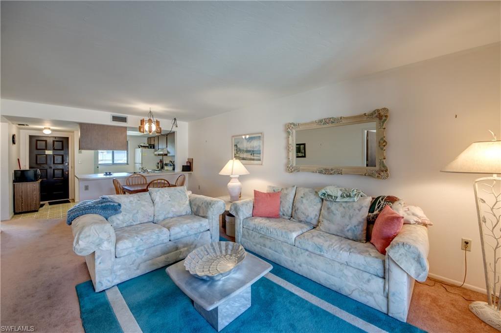 COUNTRY PINES CONDO - Residential