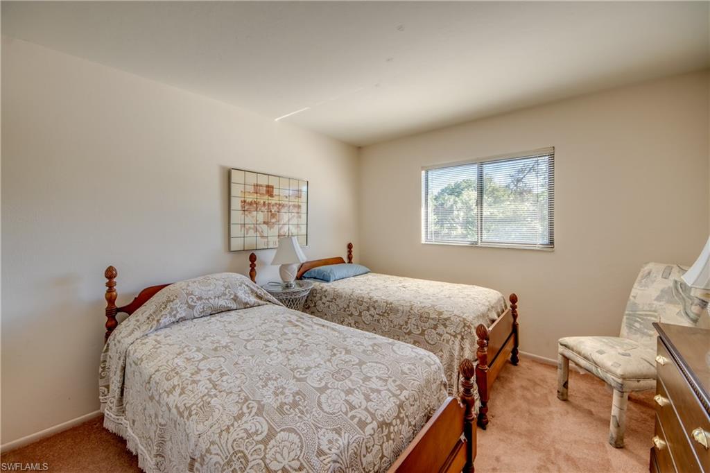 COUNTRY PINES CONDO - Residential