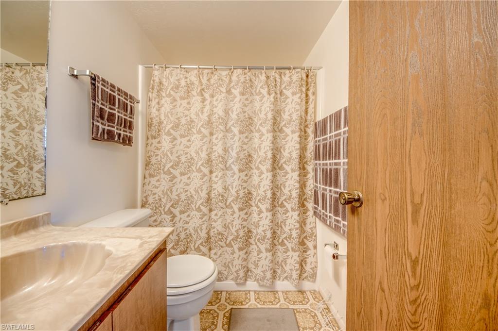 COUNTRY PINES CONDO - Residential