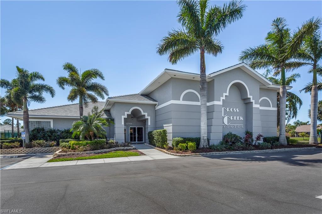 CROSS CREEK ESTATES - Residential