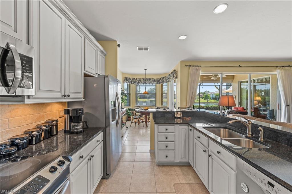 CROSS CREEK ESTATES - Residential