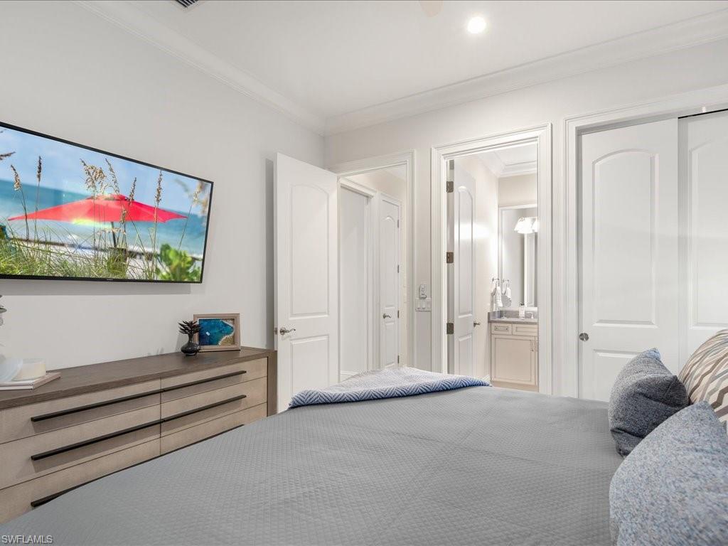 QUAIL WEST - Residential