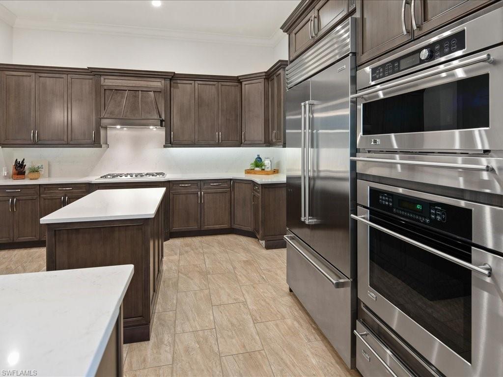 QUAIL WEST - Residential