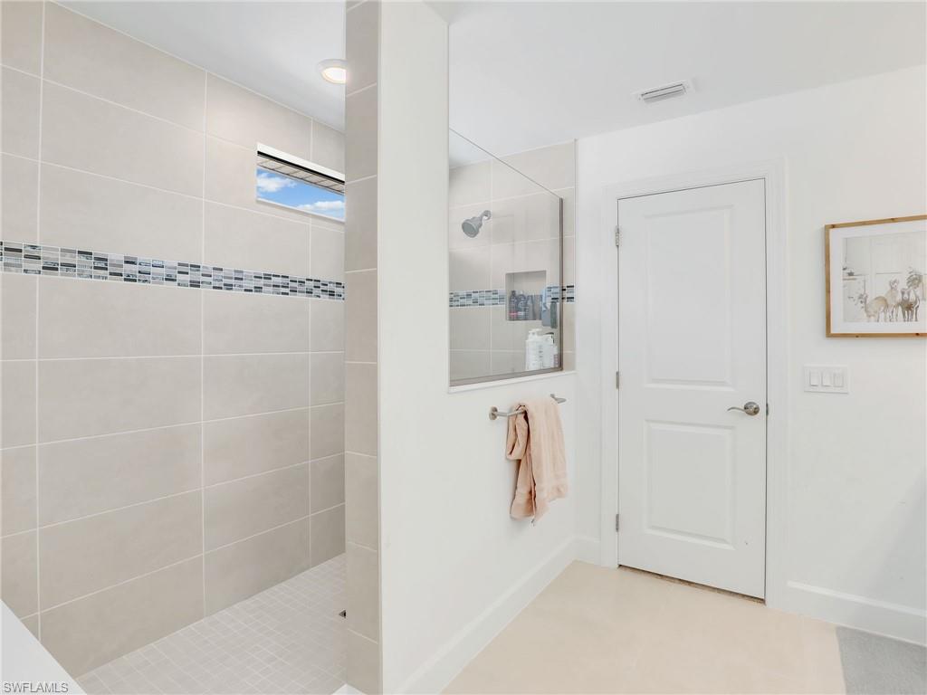 VERDANA VILLAGE - Residential Lease