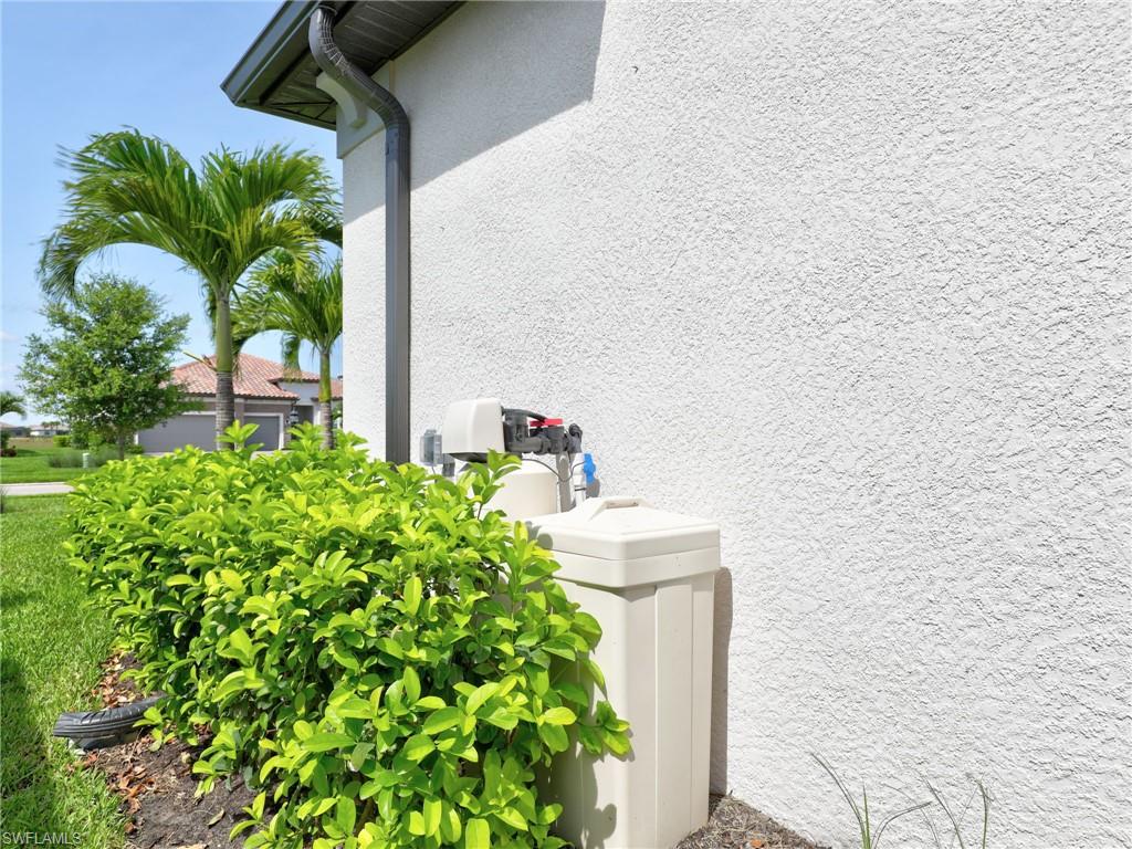 VERDANA VILLAGE - Residential Lease