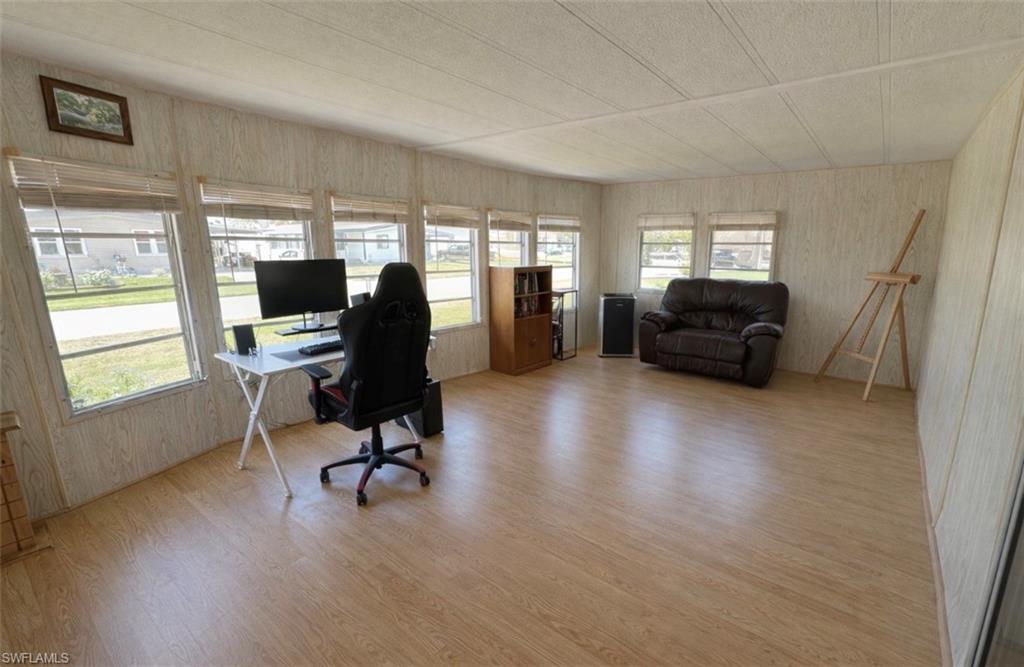 IMPERIAL HARBOR - Residential